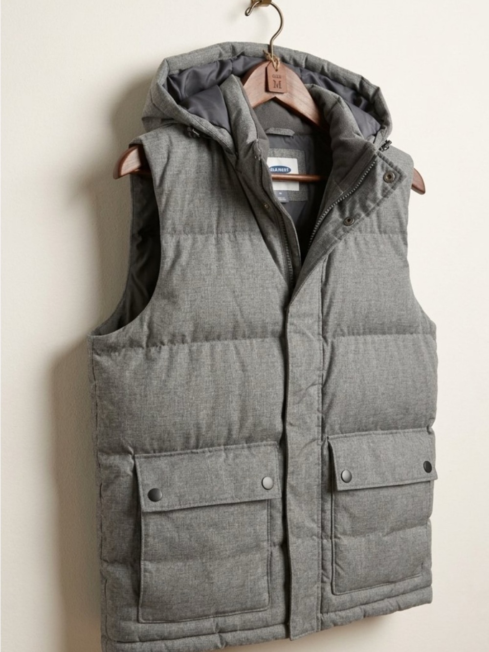 Old Navy Men’s Quilted Hooded Puffer Vest - Gray